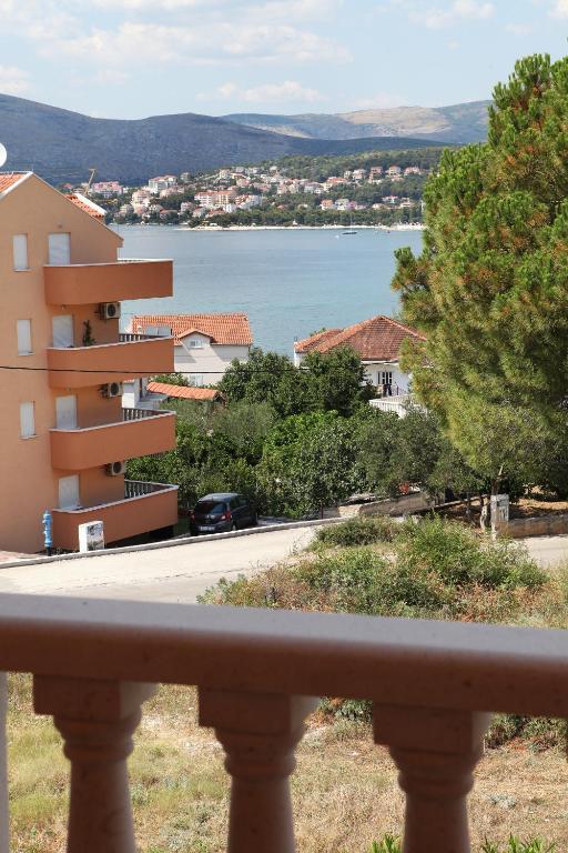 Villa Adriatic Трогир Екстериор снимка